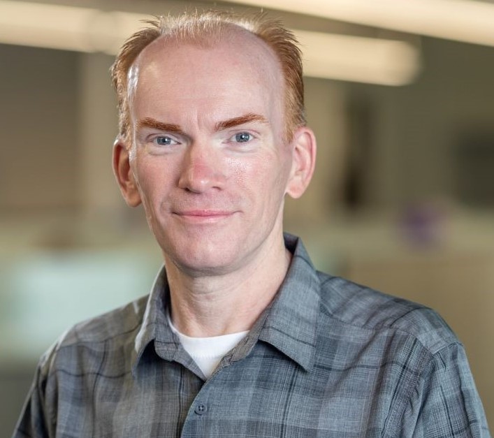 Dan Watson headshot